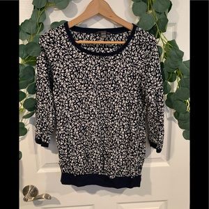 Pea in the Pod maternity hearts 3/4 sleeve top